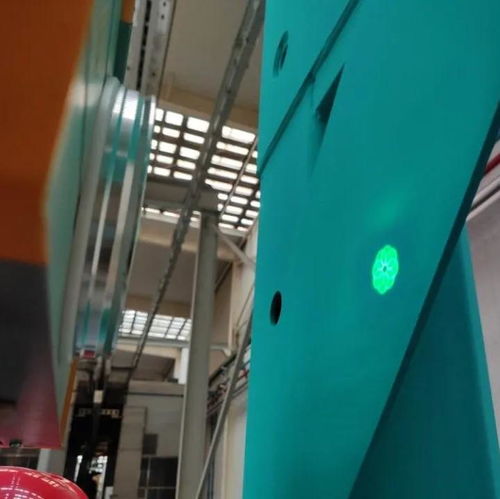 新科技 產品進烤爐前非接觸測膜厚，科學儀器革新涂裝工藝